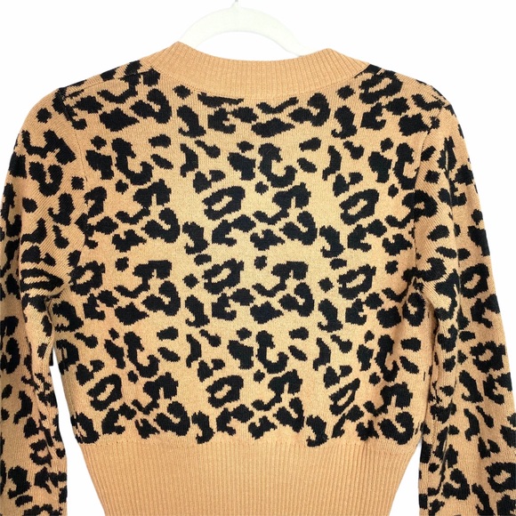 ♦️SOLD♦️NWT NBD Kendra Sweater in Leopard - Picture 6 of 8